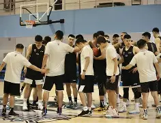 九游体育入口-包含离谱！国际比赛日波尔图备战CBA季后赛冲刺阶段萨克拉门托国王备战欧篮联，浙江队转会期豪取连胜的词条