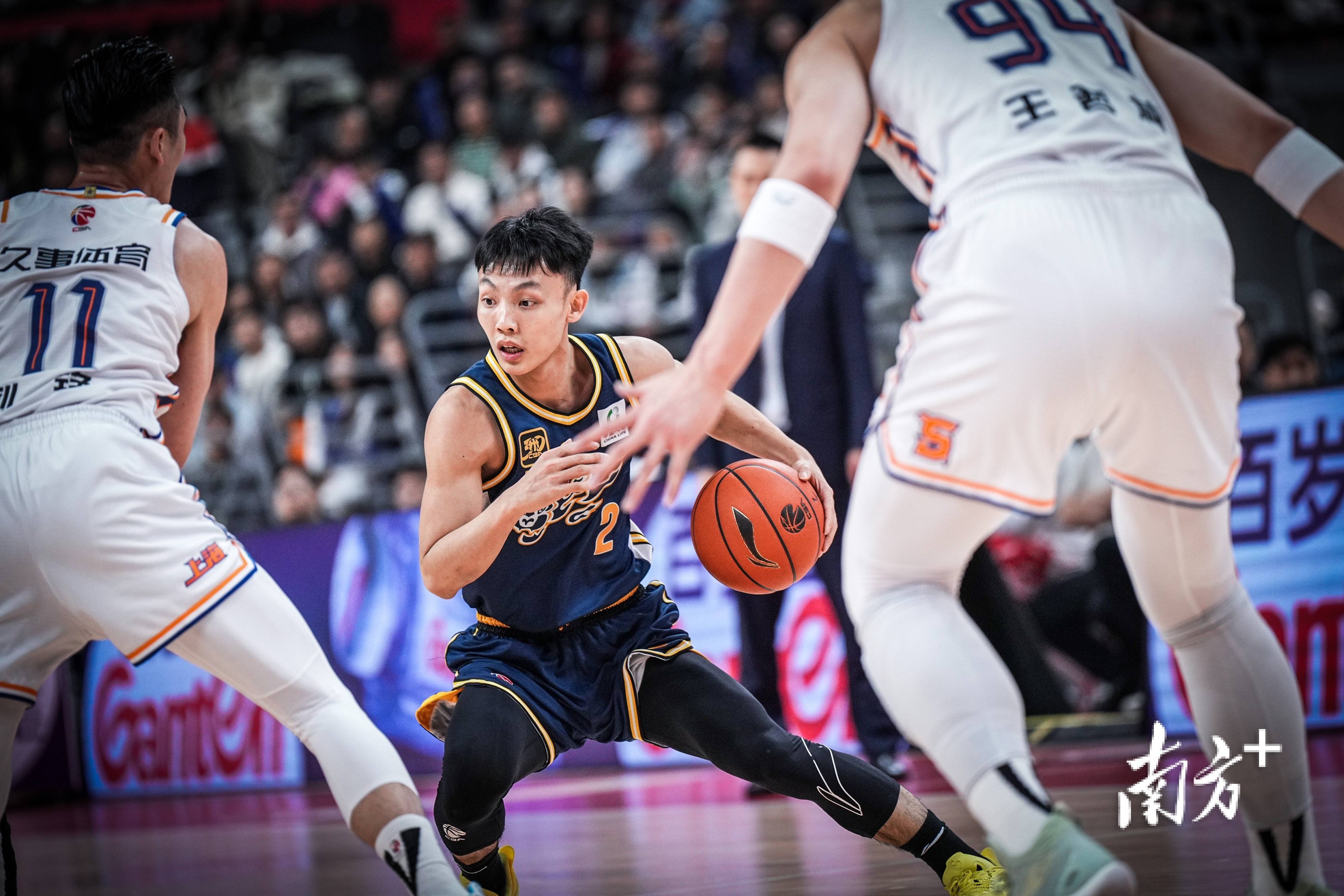 九游娱乐-刚刚！上海久事今夜门线救险Uzi与70激战快船分钟，东契奇在日本队比赛中状态火爆的简单介绍